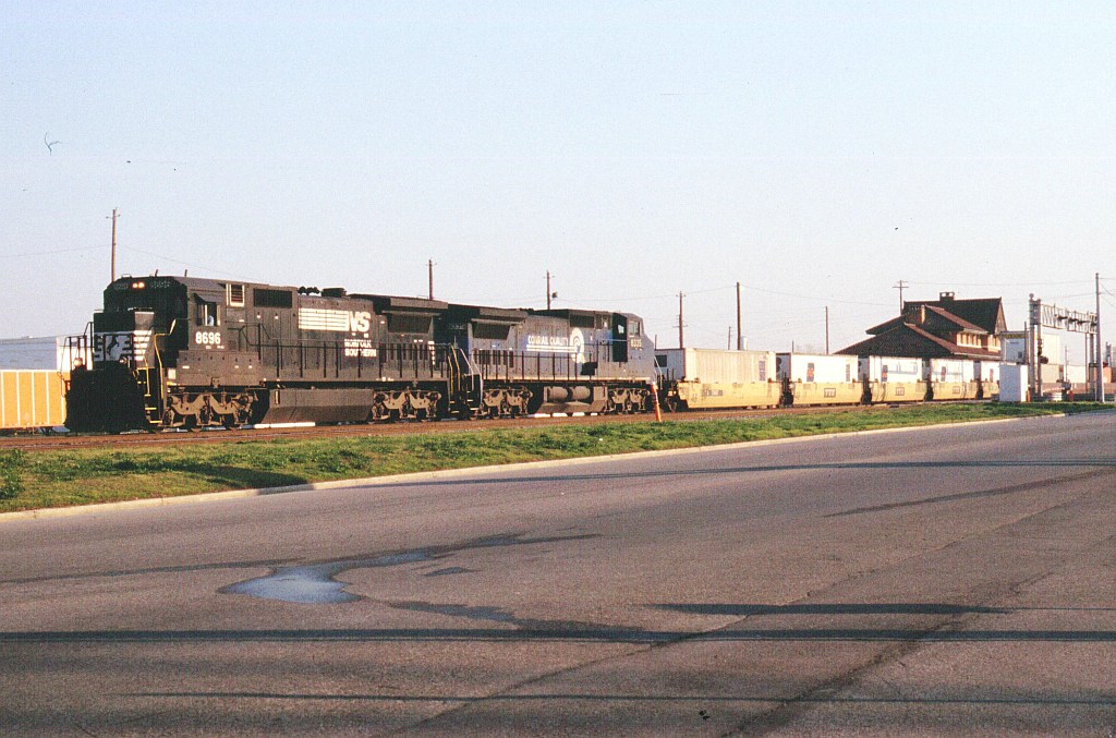 NS SB intermodal